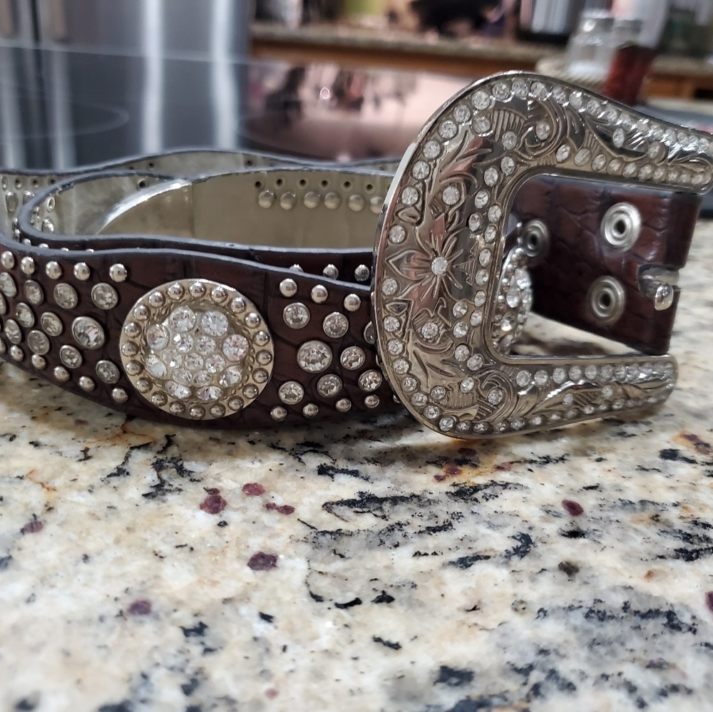 Blazin Roxx rhinestone belt 